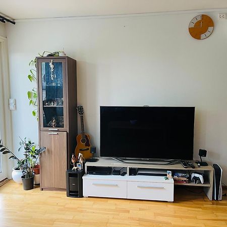 Spacious Waterfront Apartment With Free Parking - Upgraded 2024 Stavanger Exterior photo