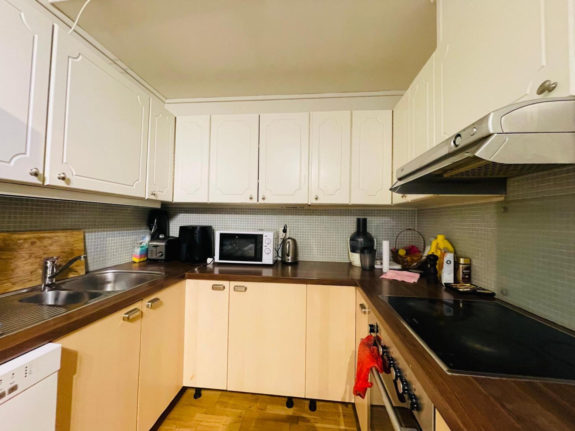 Spacious Waterfront Apartment With Free Parking - Upgraded 2024 Stavanger Exterior photo